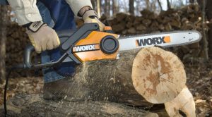 How to Use an Electric Chainsaw (A Step-by-Step Guide) - Chainsaw Larry